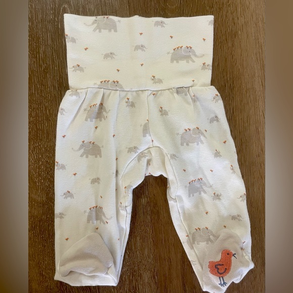 Magnetic Me Newborn Outfit - Picture 3 of 5